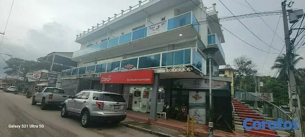 oficinas y locales comerciales - Vendo Plaza Comercial En La Mejor Zona De Boca Chica En 2da Línea De Playa PD257 3