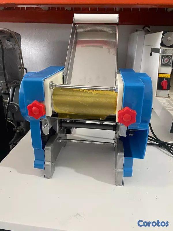 equipos profesionales - Laminadora industrial para Empanadas  2