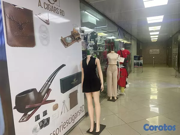oficinas y locales comerciales - Local con 17 Locales Conde Zona Colonial Rentados 7