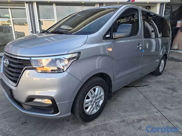 jeepetas y camionetas - HYUNDAI GRAND STAREX 2021 GRIS 7