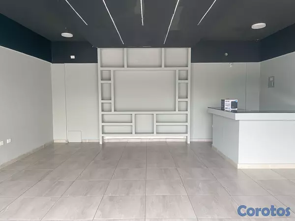 oficinas y locales comerciales - Local en primer nivel  2