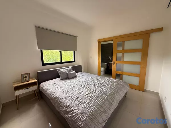 casas vacacionales y villas - 🔵Villa con Piscina 2 Niveles en Juan Dolio 3