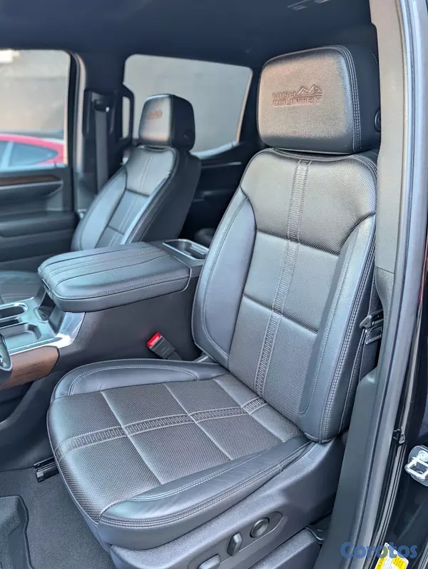 jeepetas y camionetas - CHEVROLET SILVERADO HIGH COUNTRY 2024  11