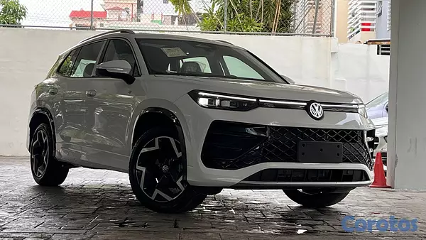 jeepetas y camionetas - Volkswagen Tiguan R Design 2026 13