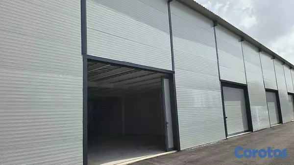 oficinas y locales comerciales - Naves y locales comerciales en alquiler 2
