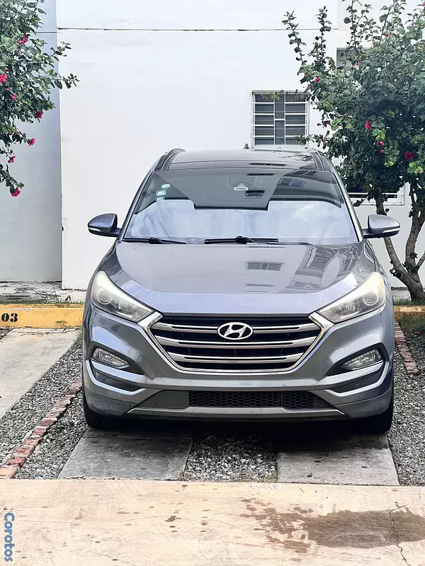 jeepetas y camionetas - Hyundai Tucson 2016 Limited Turbo 4x4 3