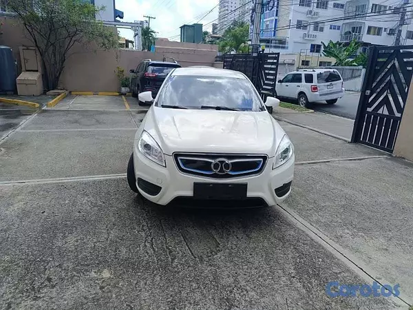 carros - Vehículo 100% Eléctrico Baic EU260 6