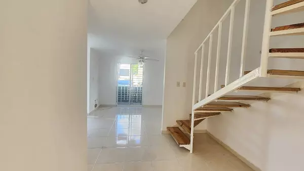casas - casa en avenida jacobo mujluta, colinas del viento 2