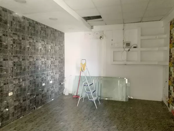 oficinas y locales comerciales - Local en primer nivel 2