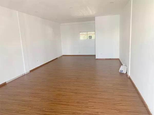 oficinas y locales comerciales - Local en el mirador  50 metros  2