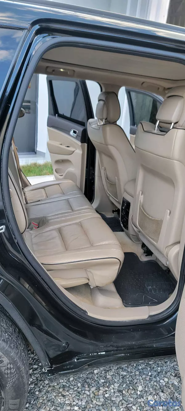jeepetas y camionetas - JEEP GRAND CHEROKEE 2015 3