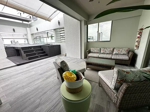 penthouses - Vendo Penthouse amueblado en Alma Rosa Primera. 2