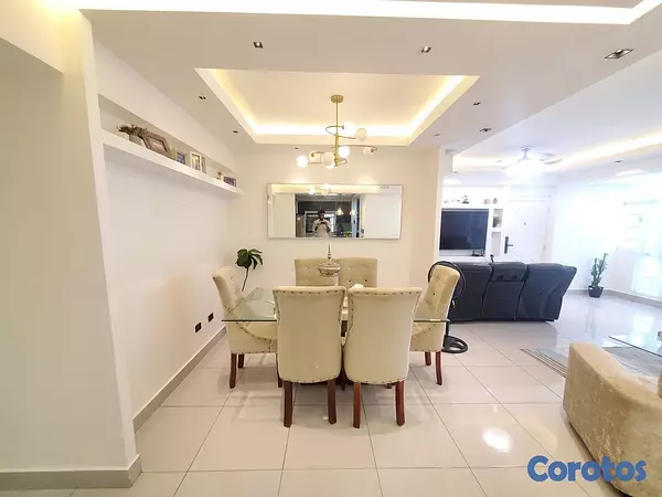 apartamentos - Vendo hermoso apartamento remodelado en Mirador Sur 4