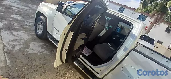 jeepetas y camionetas - Chevrolet colorado 2016 3