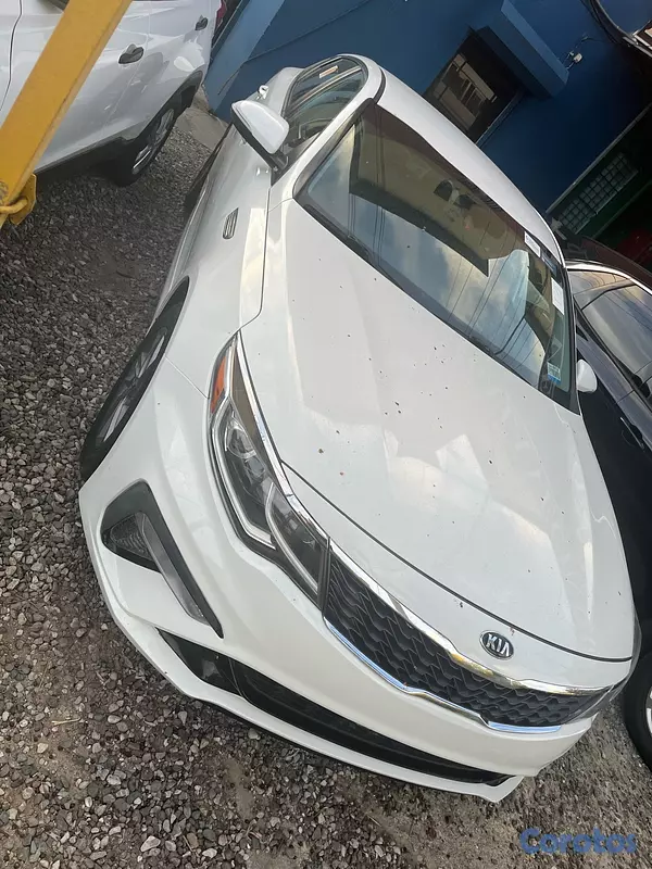 carros - Financiamiento disponible, recibimos tu vehículo usado  2
