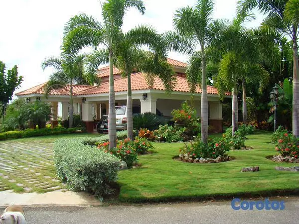 casas vacacionales y villas - Villa en Juan Dolio Recibo Permuta  5