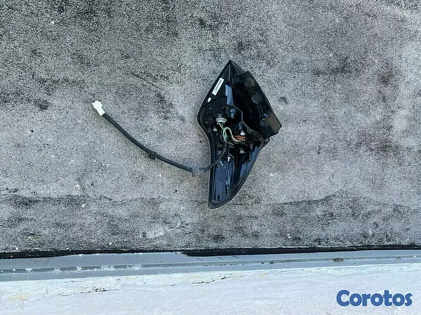 repuestos - Farol Trasero Para 2016 2018 Toyota Rav4 all  3