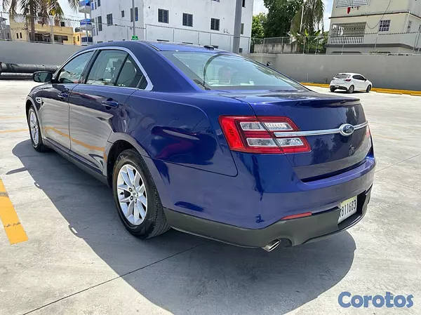 carros - Ford taurus 2013 único dueño en el país  2