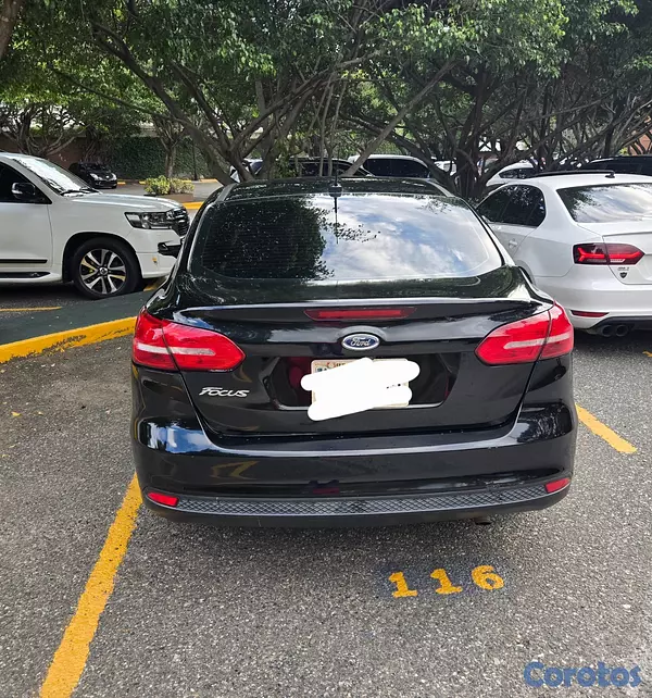 carros - VENDO MOTIVO DE VIAJE FORD FOCUS 2017 6