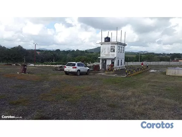 solares y terrenos - Terreno comercial con nave Km 25 Autopista Duarte 9