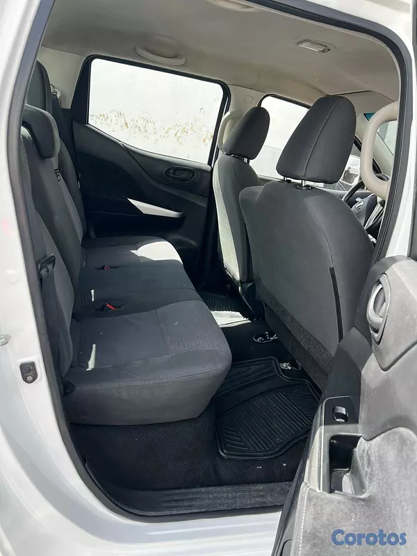 jeepetas y camionetas - NISSAN FRONTIER MECANICA 4X4 2020 5