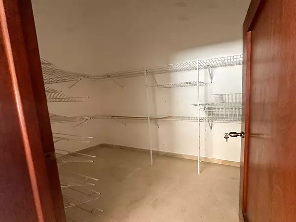 apartamentos - ARROYO HONDO VIEJO A un paso de Supermercados y Plazas
195 mt2 
US$220,000 9