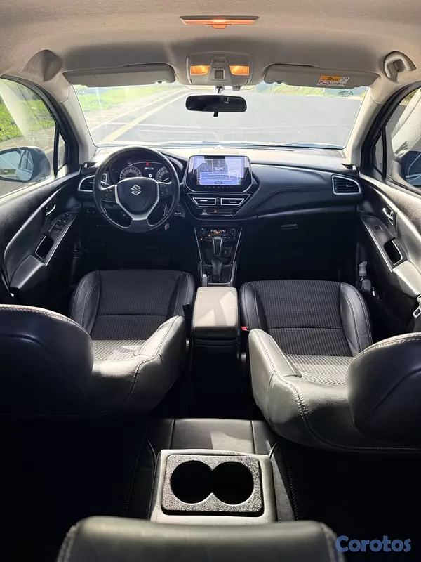 jeepetas y camionetas - GRAN OPORTUNIDAD‼️VENDO HERMOSO CARRO COMO NUEVO✅ 6