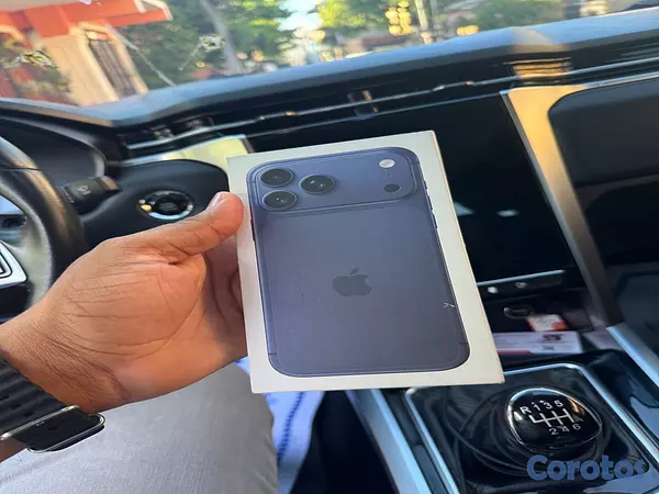 celulares y tabletas - iPhone 17 pro Max 256Gb factory battery 100% leve detalle de uso  1