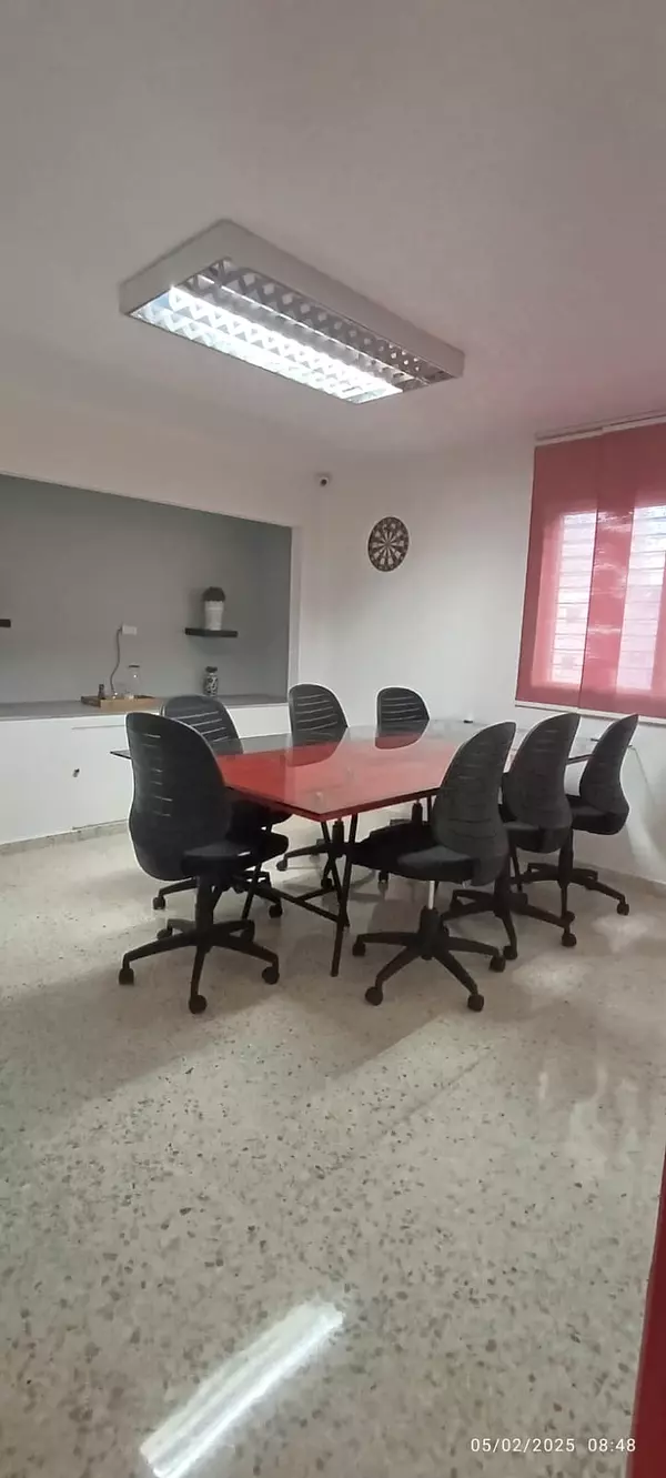 oficinas y locales comerciales - Vendo oficina totalmente amueblada en Piantini 2
