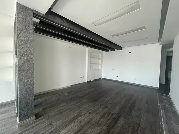 oficinas y locales comerciales - Alquiler céntrico local en Bella vista 6