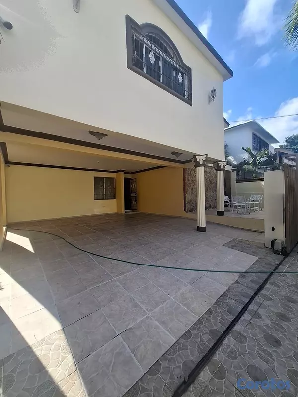 casas - casa en venta-entre Cayetano germosen e independencia, Santo Domingo  5