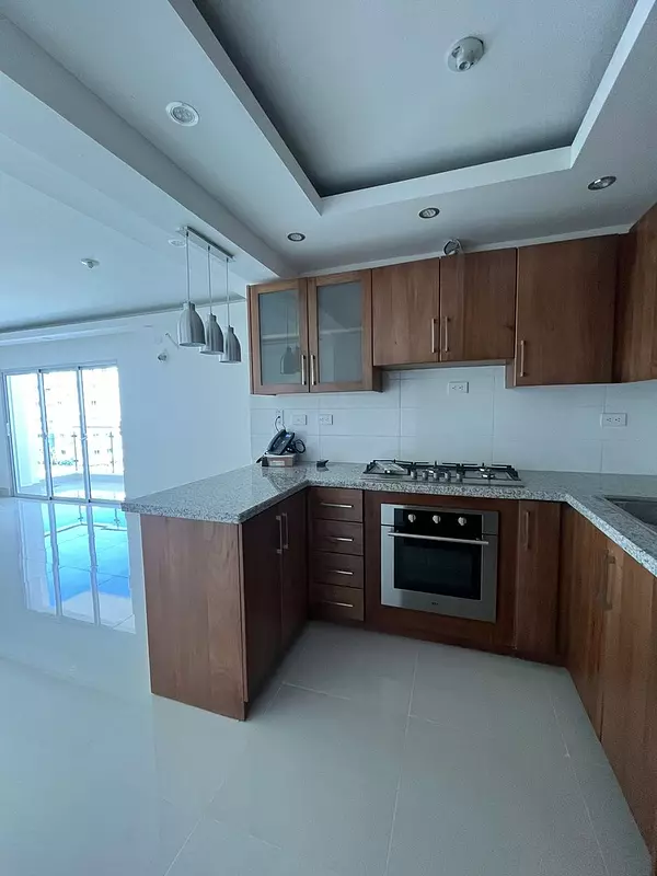 apartamentos - Precioso Apartamento 4to Nivel en Cerro Alto  1