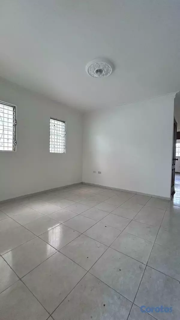 casas - CASA DOS NIVELES EN VENTA EN SAN ISIDRO  2