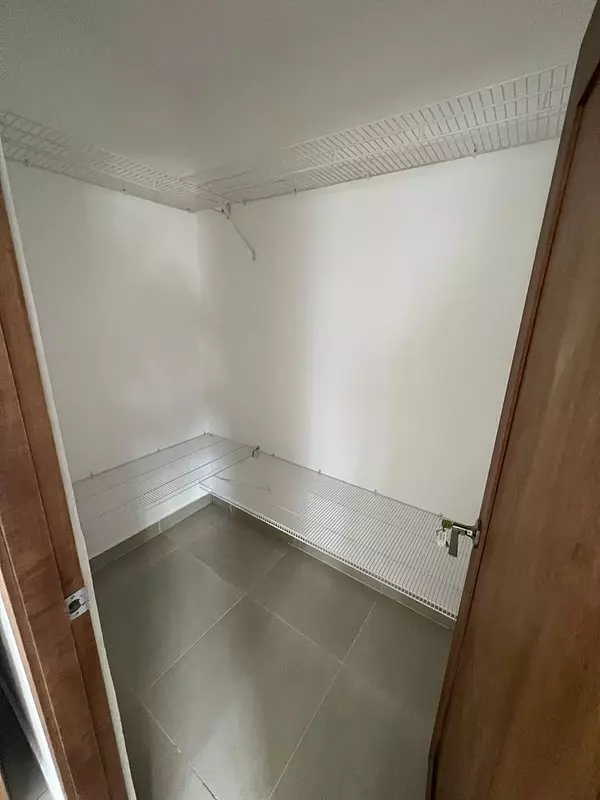 apartamentos - Apartamento 1er Nivel con Patio proximo al HOMS  6