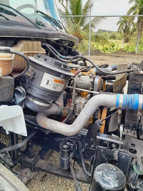camiones y vehiculos pesados - FREIGHTLINER M2 año 2007 5