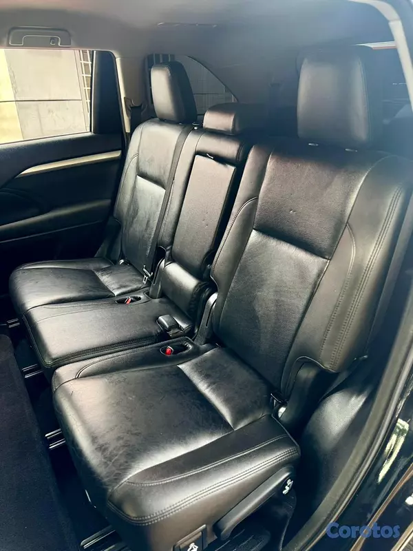 jeepetas y camionetas - TOYOTA HIGHLANDER LE 2018, NEGRA IMPORTADA POR DEL 8