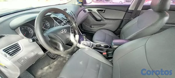 carros - Hyundai elantra se 2016 8