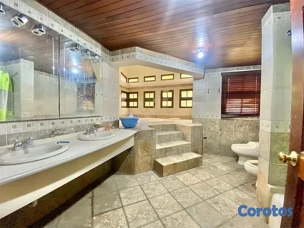 casas - Venta de casa 1000mts cerca del jardín botánico Arroyo Hondo Distrito Nacional 3