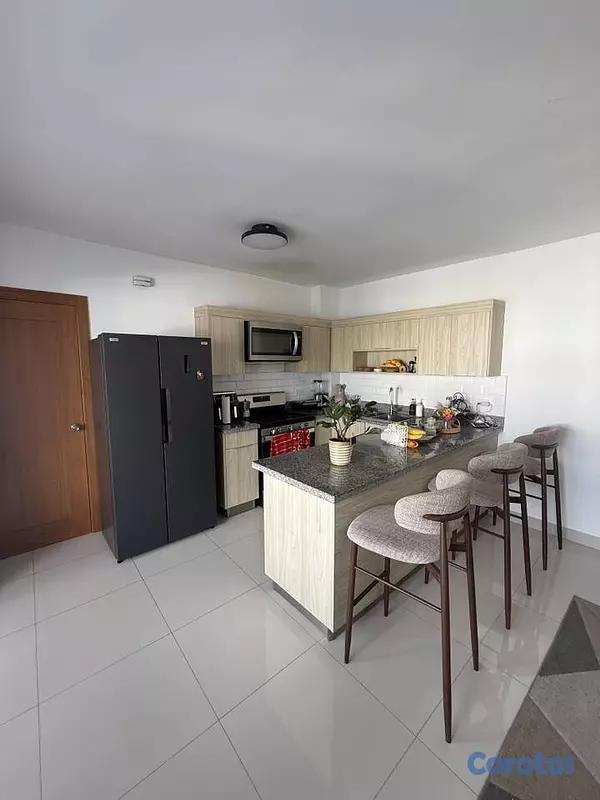 apartamentos - Apartamento en venta vacío de 3 habitaciones con v 6