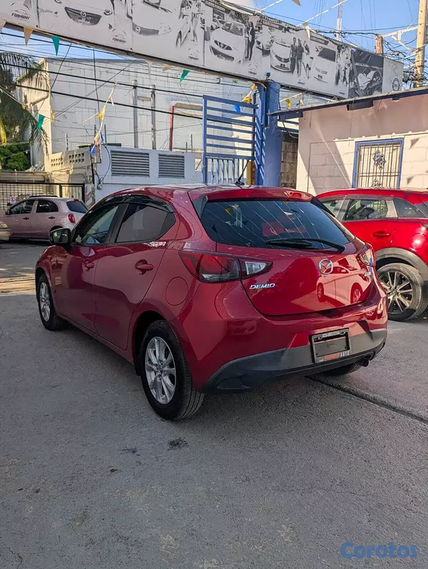 carros - MAZDA DEMIO 2020 12