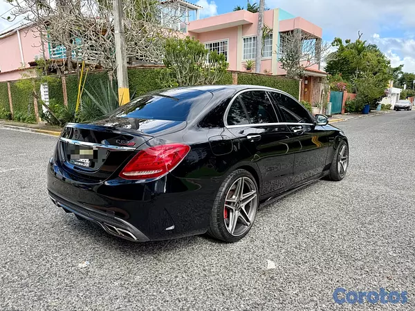 carros - Mercedes Benz C 63 AMG 16
