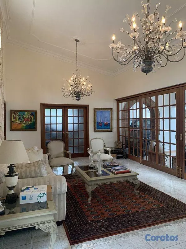 casas - Casa de 4 habitaciones 3 baños en alquiler en Bell 14