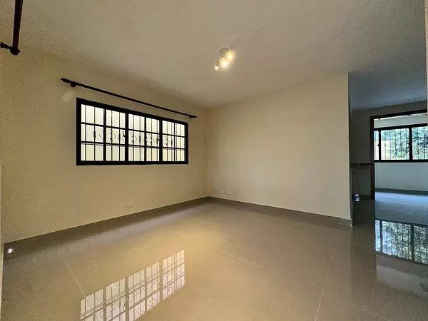casas -  Casa de un nivel para vivir tranquilo Autopista de San Isidro. VENDIDA 10