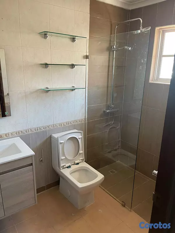 casas - Casa en Piantini para Reformar en Proyecto  9