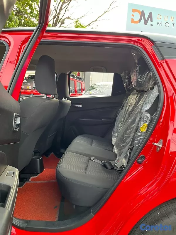 carros - Suzuki Swift GL+ 2024 5