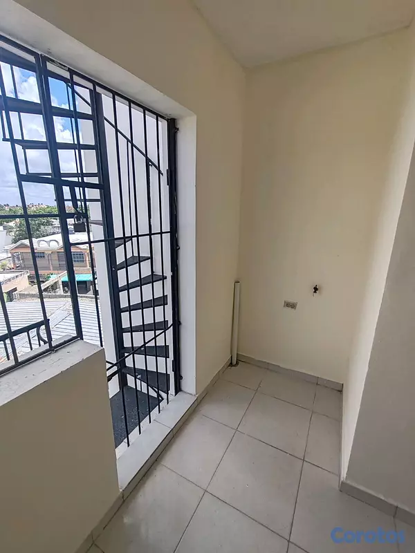 apartamentos - Vendo 4to piso Alma rosa II 15