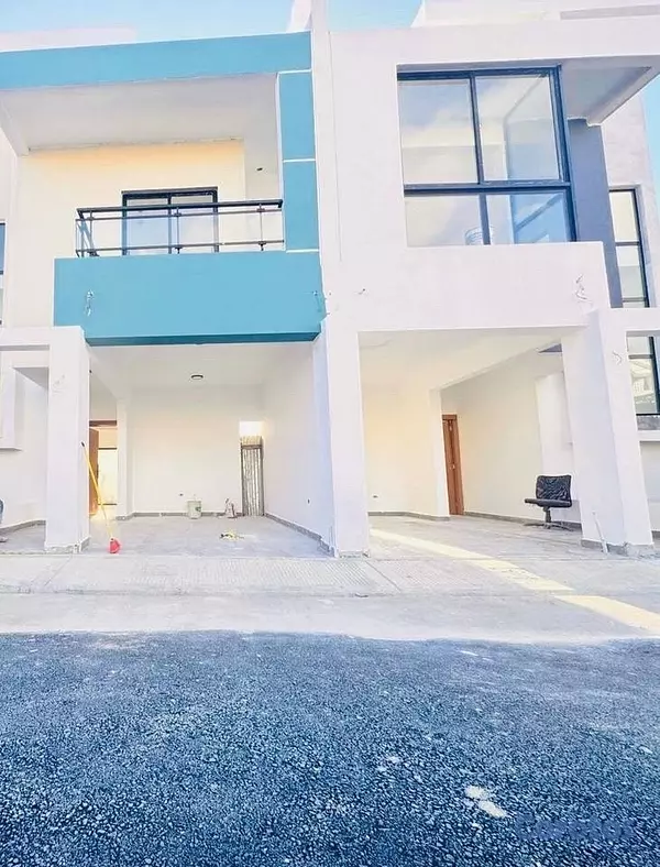 casas - Vendo casa nueva en la autopista de san Isidro  3
