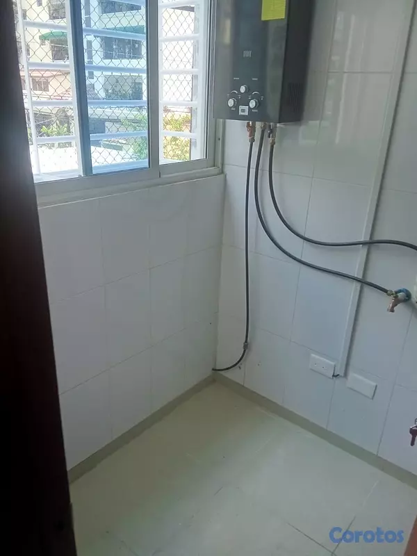 apartamentos - Apartamento en alquiler en Bella Vista 2do piso con Terraza.  13