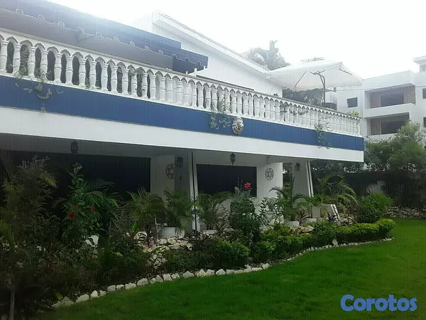 apartamentos - Habitacion compartida, amueblado,cama abanico, wifi, aire ac.  $ 15 US 5