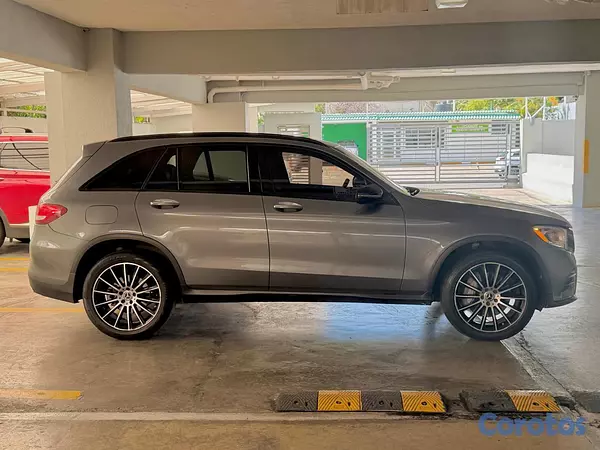 jeepetas y camionetas - Mercedes Benz Clase GLC 300 AMG 2018 7